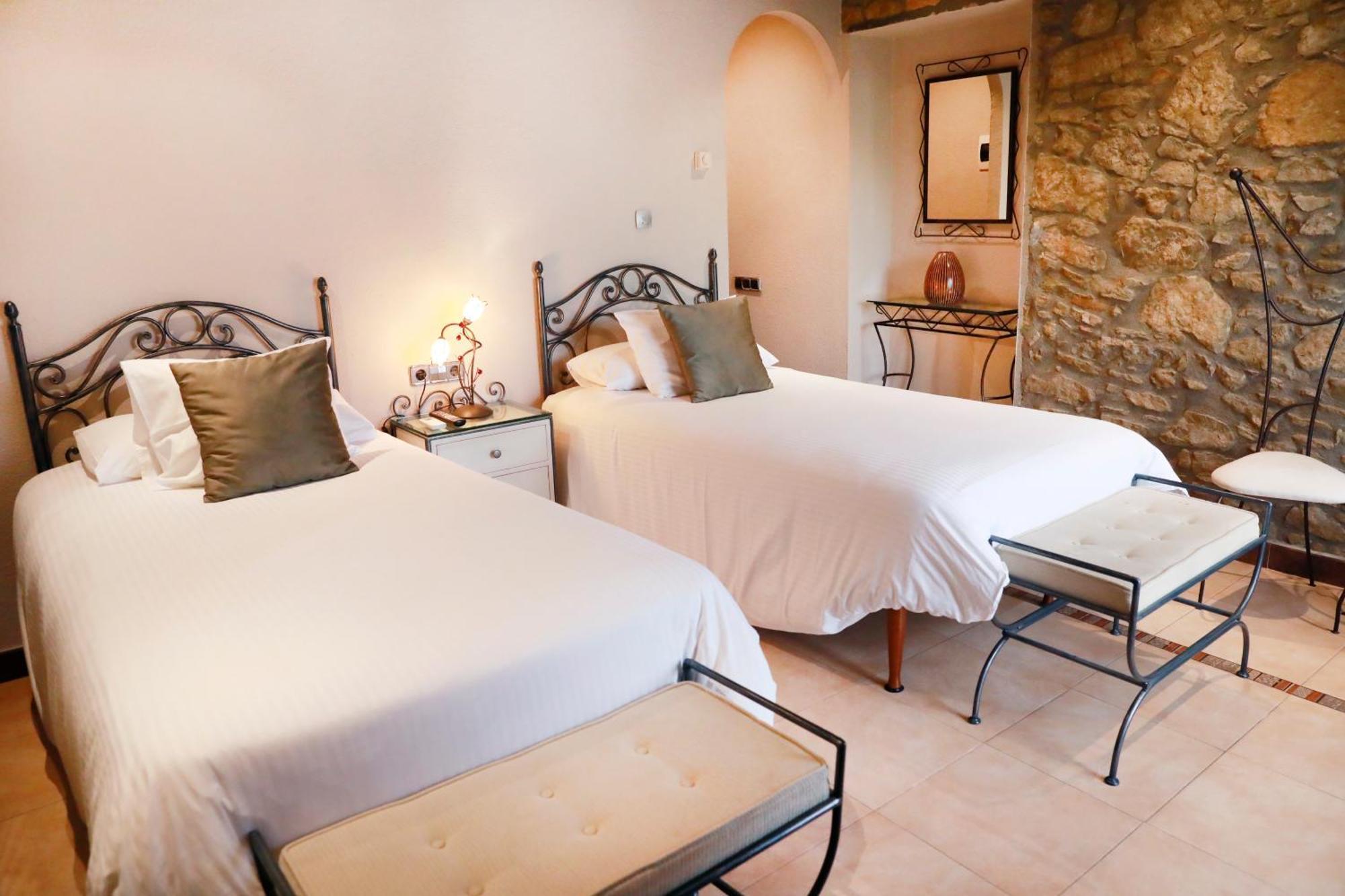 La Violeta Hotel Spa & Chill Out Castelltercol Екстер'єр фото